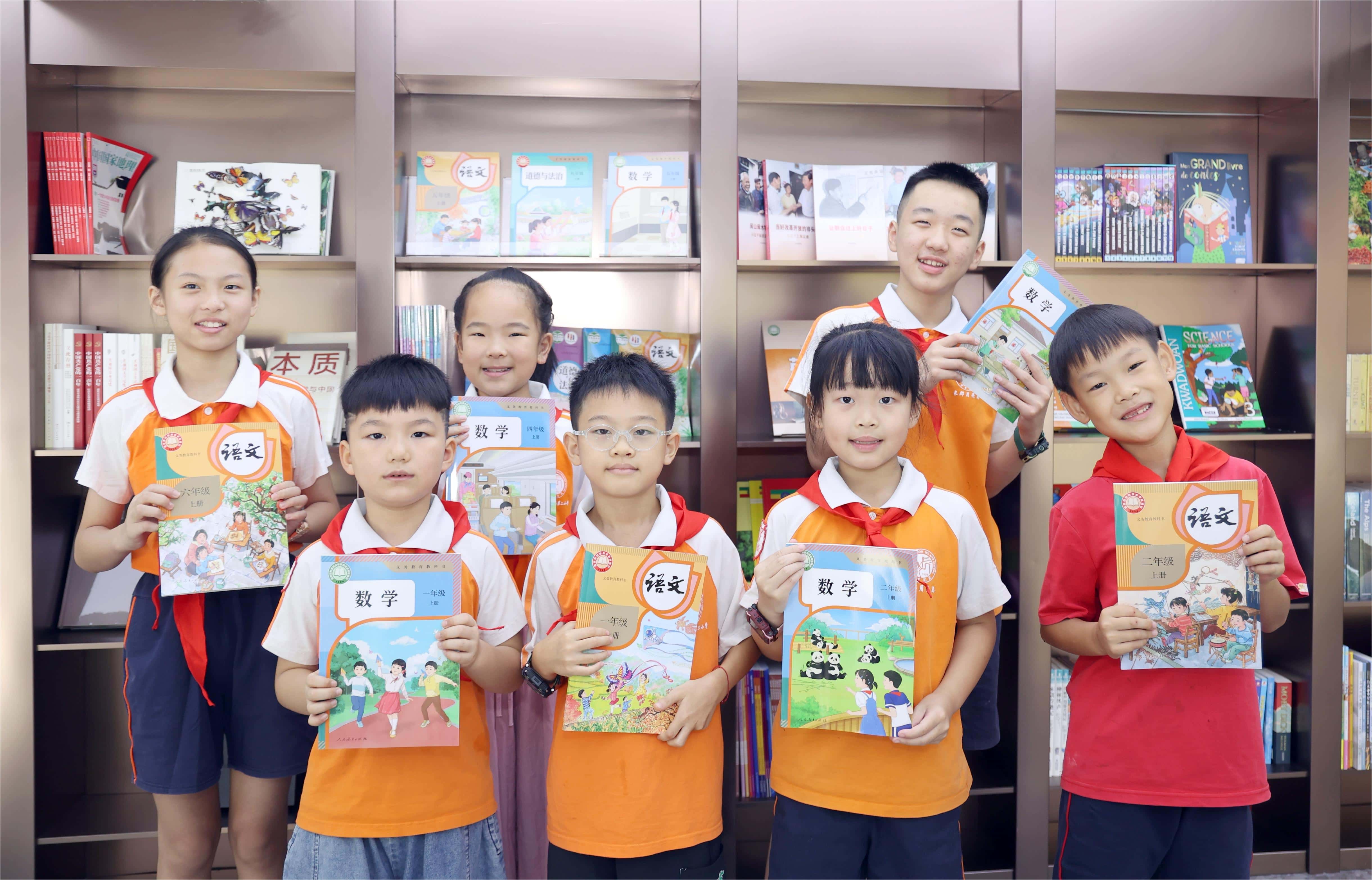 精工智造赶秋印  亿册书香迎开学 ——天闻印务2026年秋季教材印制攻坚战纪实